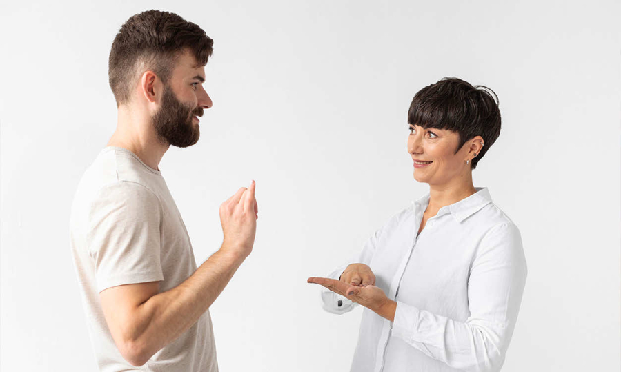 Decoding Body Language: The Psychology Behind Nonverbal Communication